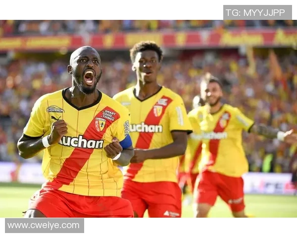 法甲亚眠与兰斯对决前瞻分析及双方近期状态评估